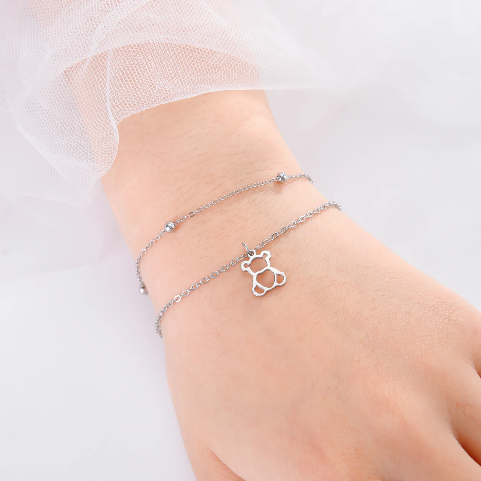 Kkjoy Doppelschichtiges Hohles Niedliches Bären-Anhänger Armband Fußkettchen aus Edelstahl Sommer Strand Damen Fuß- und Handschmuck Geschenk für Freunde – Detail 3