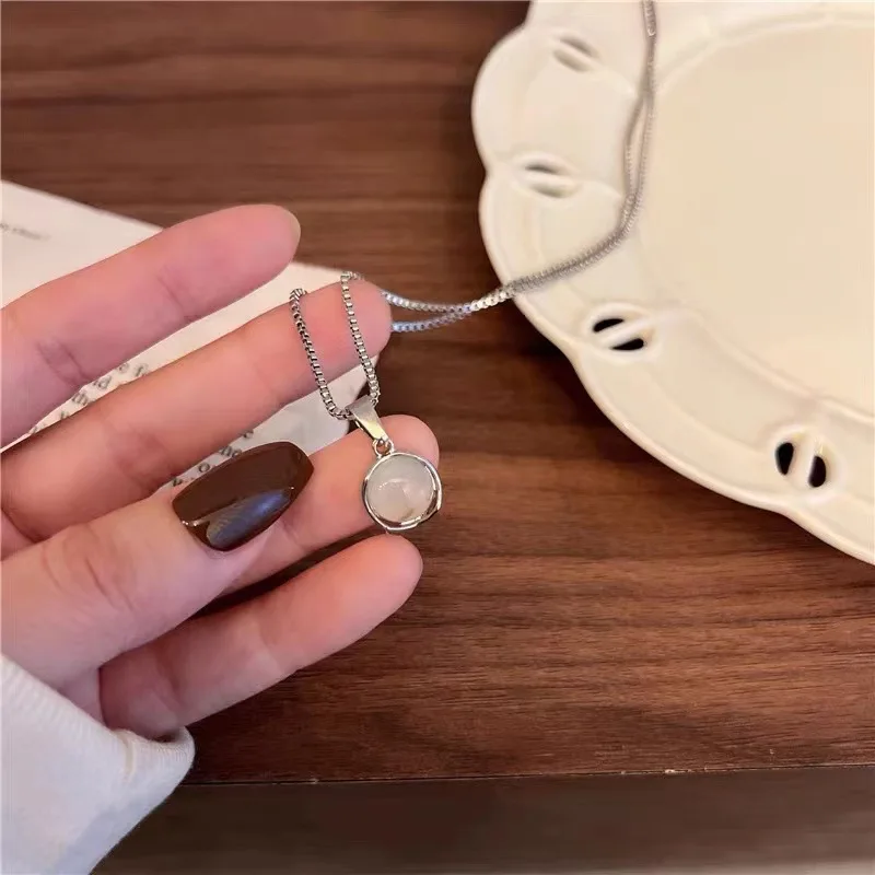 Blue Crystal Water Drop Pendant Necklaces For Women Short Clavicle Chain Choker Jewelry Girl