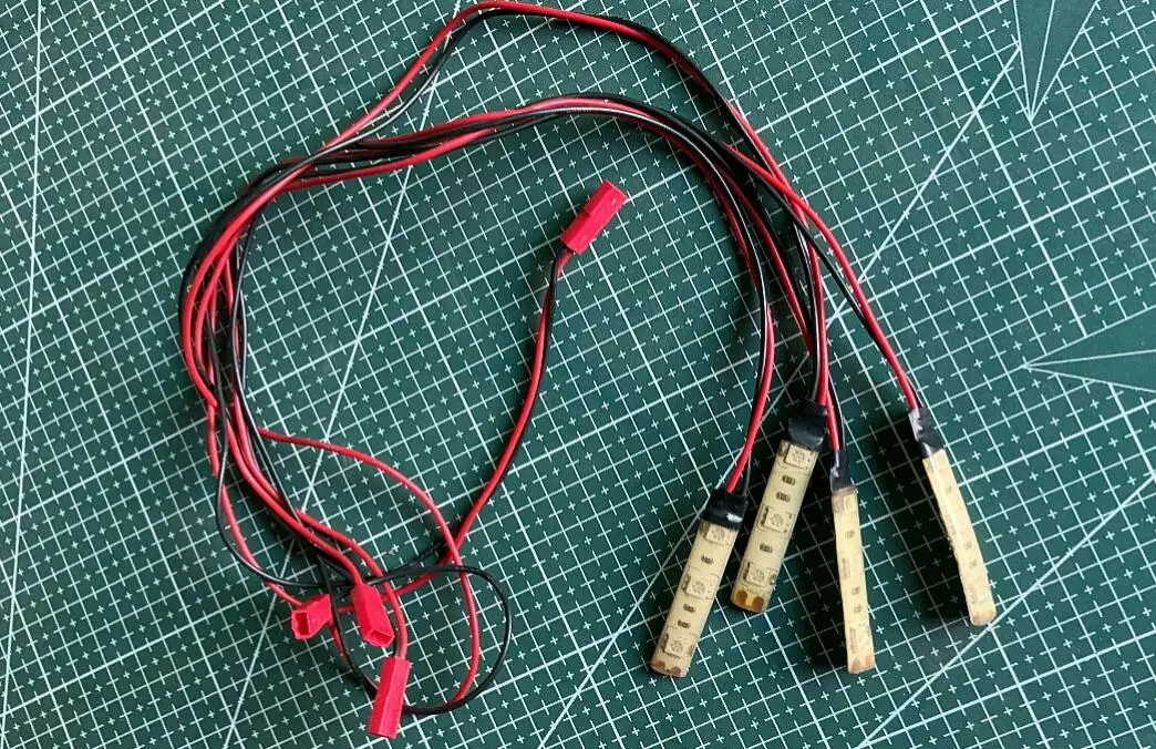 4 قطعة ضوء LED RGB مع موصل قابس JST طويل كابل سلك السيليكون لطائرة RC رباعية المروحية كوادكوبتر DIY