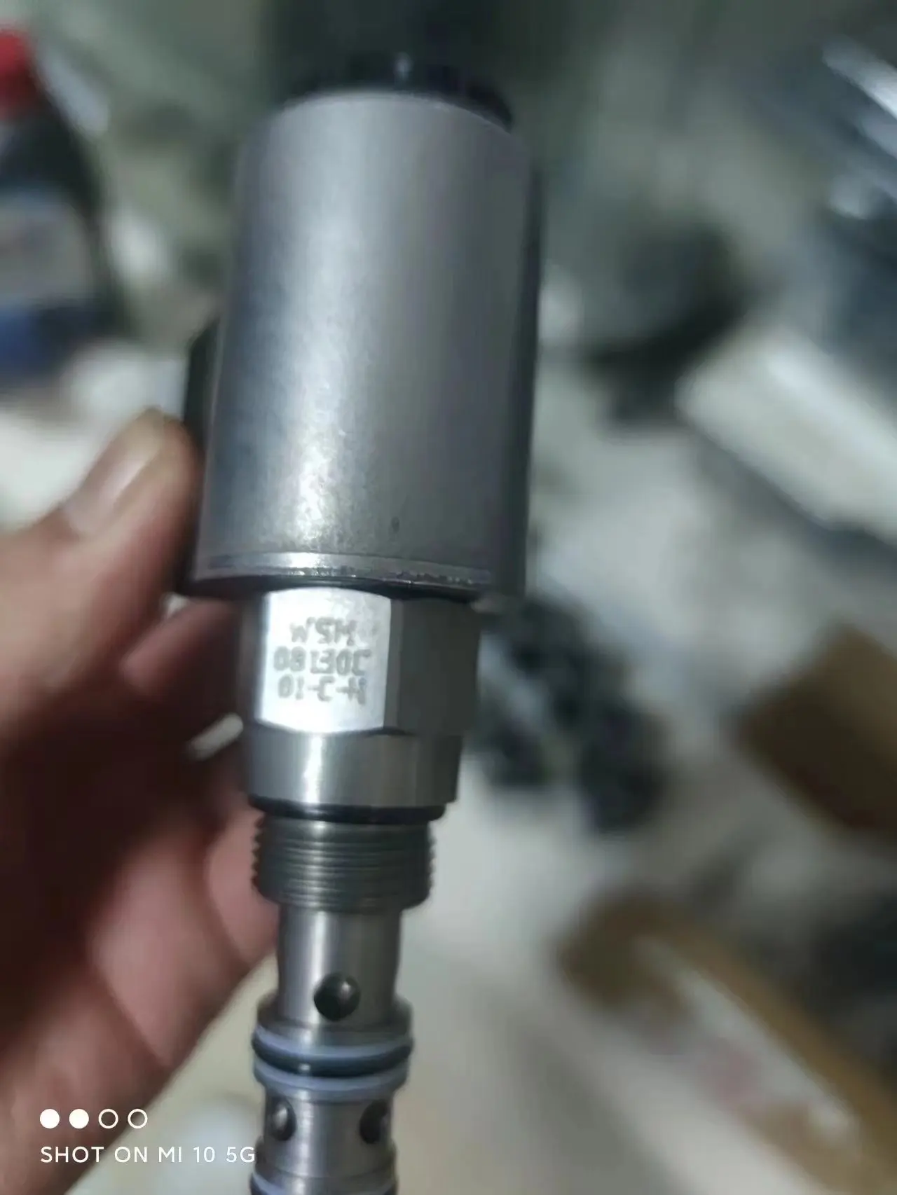 Plug-in Solenoid Valve WSM Series Directional Control Valve WSM06020W-61-M-C-N-24DG WSM08130C-01-C-N-230AG WSM06020 WSM06020W