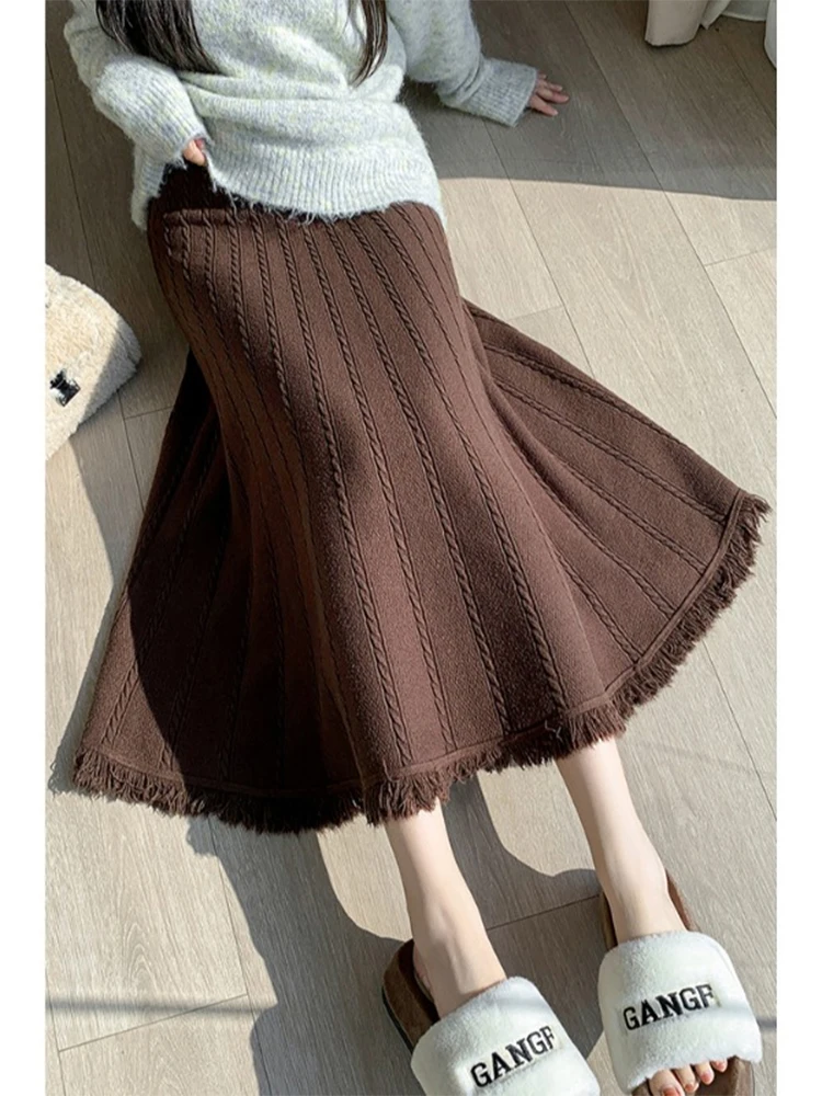 

Женская вязаная юбка миди с высокой талией и бахромой в корейском стиле, А-силуэт, длинная расклешенная юбка-солнце для повседневной носки