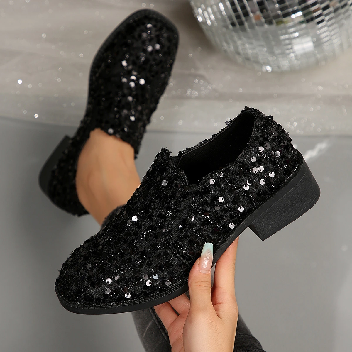 

Ladies Shoes New Fashion Casual Round Head Deep Mouth with Sequined Shoes Indoor and Outdoor Office Work Shoes Plus Size