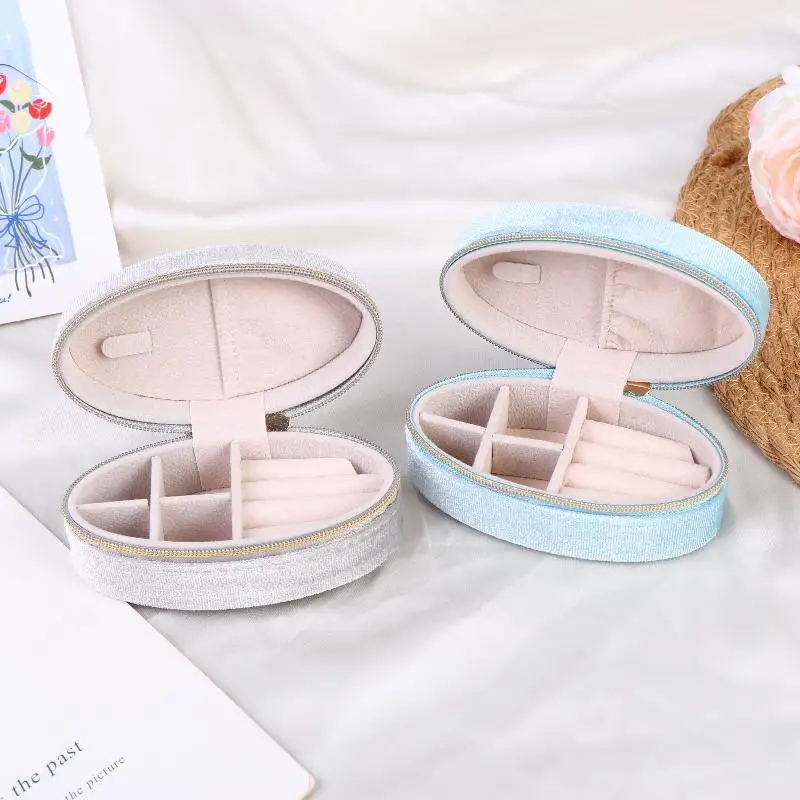 Mini Velvet Jewelry Box Oval Retro Design Compact Storage for Rings Earrings Bracelets Travel Ready and Elegant