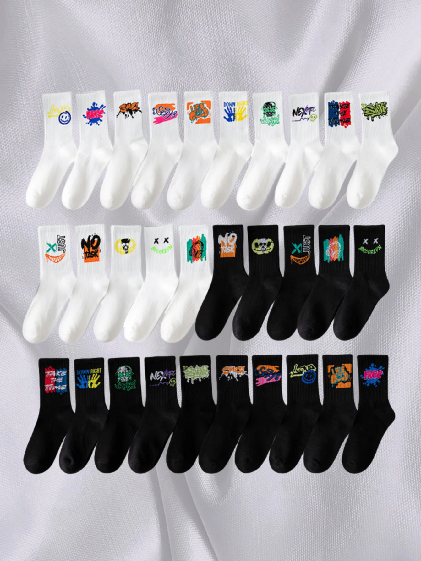 3/5/7 Random Couple Long Socks Student Sports Basketball Socks ,Crew Socks ,White Black Cotton Socks Men's Mid-Calf Socks