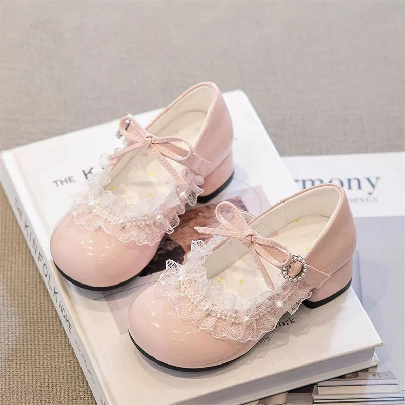 

Детская повседневная обувь, туфли-лодочки из искусственной кожи для девочек, противоскользящие туфли на каблуке с застежкой-липучкой, серебристо-розовые туфли на высоком каблуке в стиле Лолита, размеры 26-36