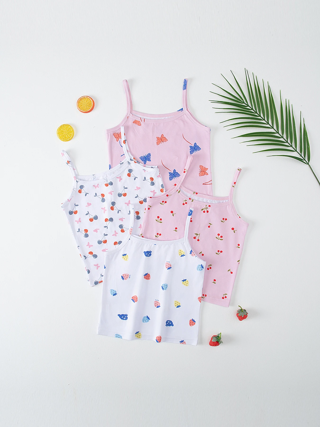 4-teiliges Set süßer und niedlicher bedruckter Camisole-Westen für Mädchen für alle Jahreszeiten, bequeme Unterweste, ärmelloses Oberteil für Kinder. – Detail 2