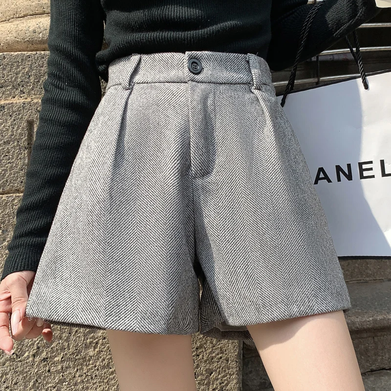 Fall Winter Woolen Shorts Women 2024 New Elastic Waist Wide Leg Loose Casual Shorts Female Fashion Boot Shorts Pocket Shorts