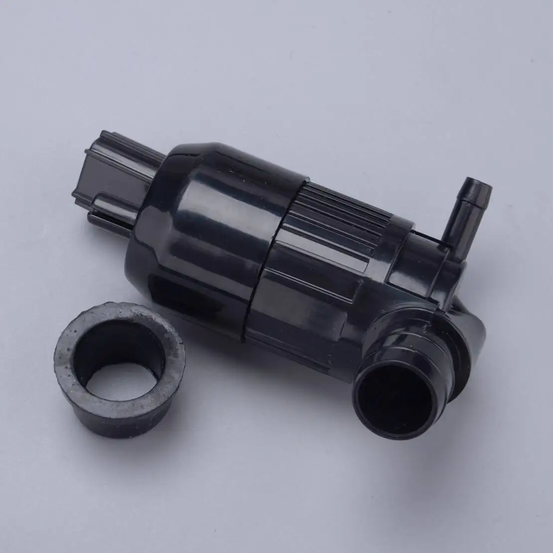 8G1Z17664A Windshie…