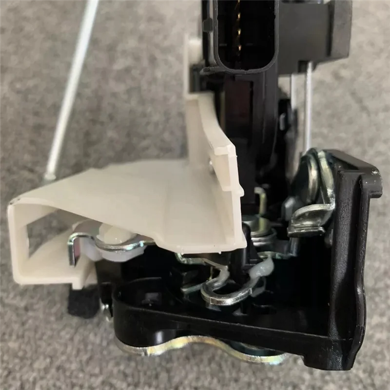 

Front Door Lock Actuator For Kia Picanto 2012-2016 Car Door Lock Actuator