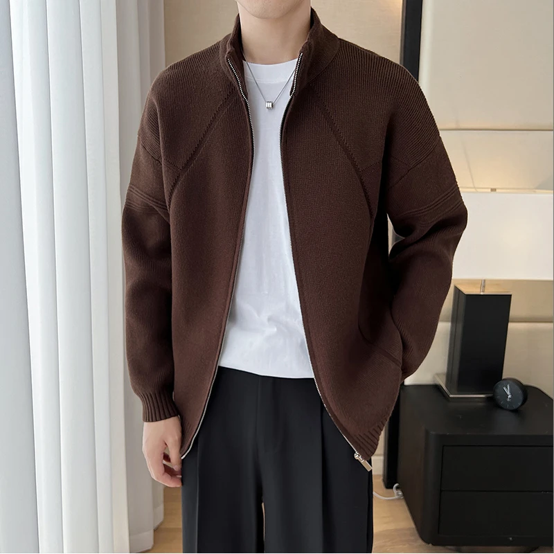 High-quality stand-up collar autumn and winter thickened men's zip-up cardigan,  daily casual youth jacket can be stretched.