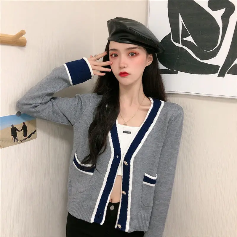 Vintage Women Cardigan Korean Autumn Pearl Button Knitted Sweaters Korean Elegant Office Lady Patchwork Casual Knitwear Top