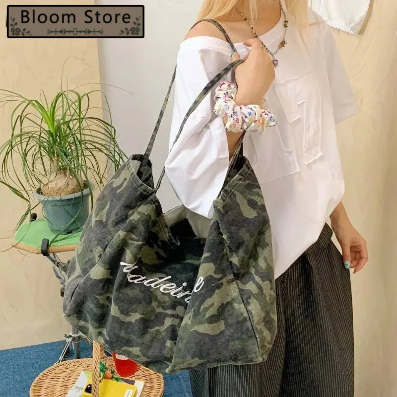 

Camouflage Haruku Casual Shoulder Vintage Ins Letter Embroidery Handbags Women Y2k Aesthetic Grunge Crossbody Bags Trendy