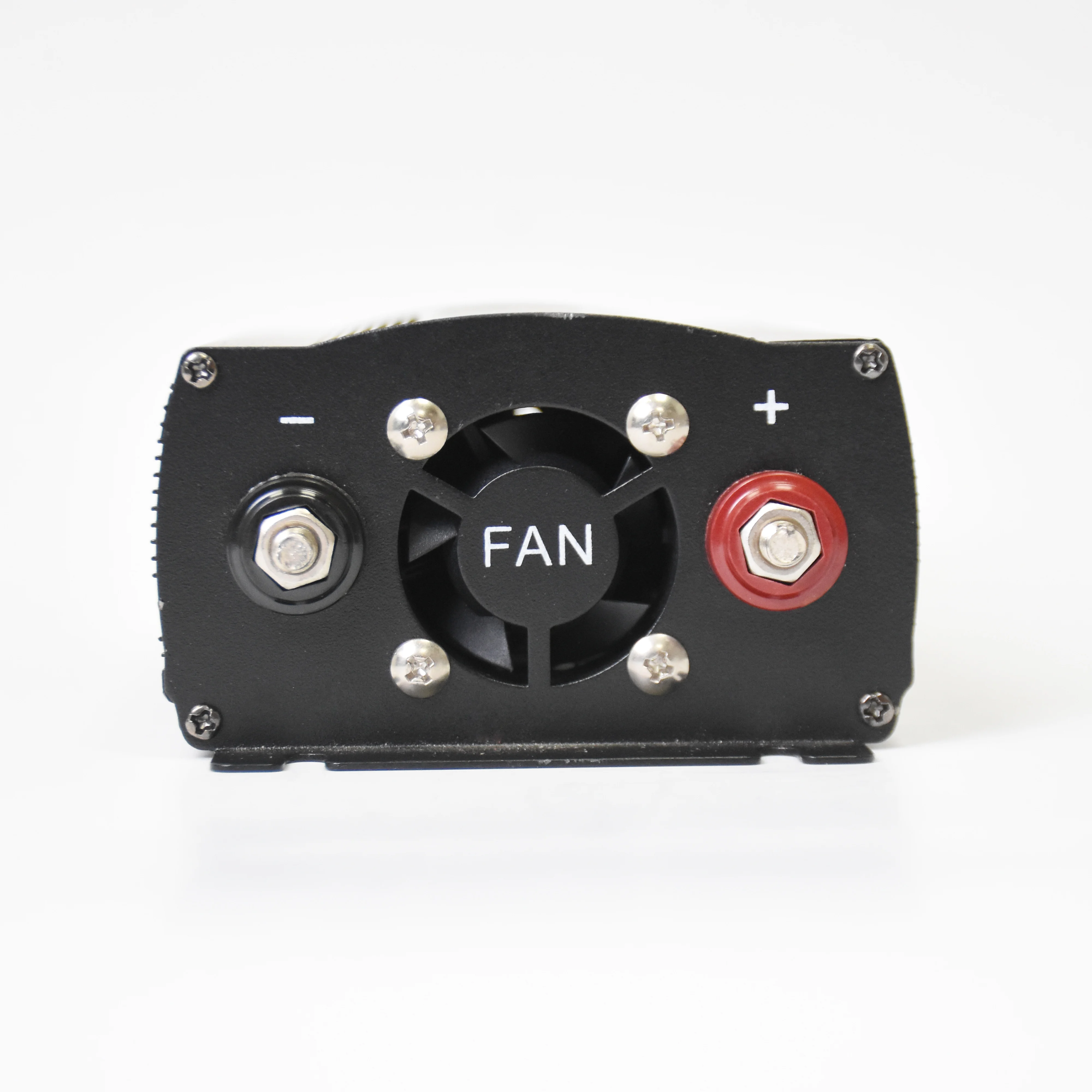 Gongdi Pure Sinus Wave Power Inverter Zigarettenanzünder Smart Clip Automotive Power Inverter UPS Off Grid Solar Power Inverter