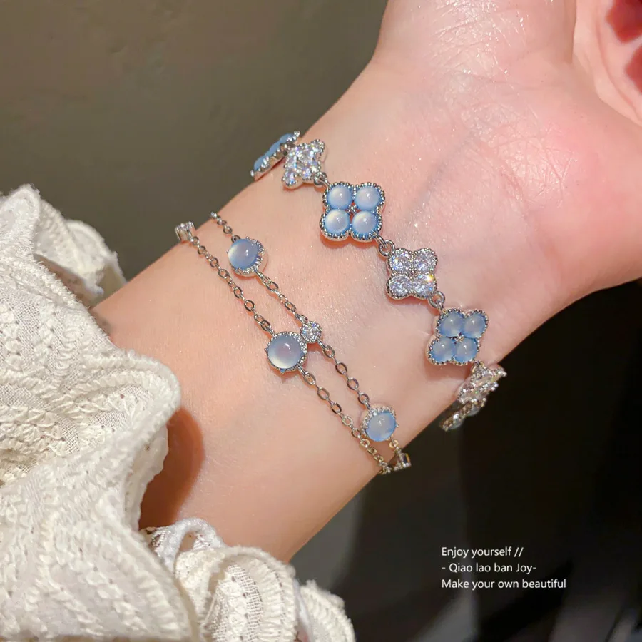 

French Style Flower Bracelet with Zircon Pendant Elegant Dainty Chain for Women Romantic Delicate Anklet Jewelry Gift Idea