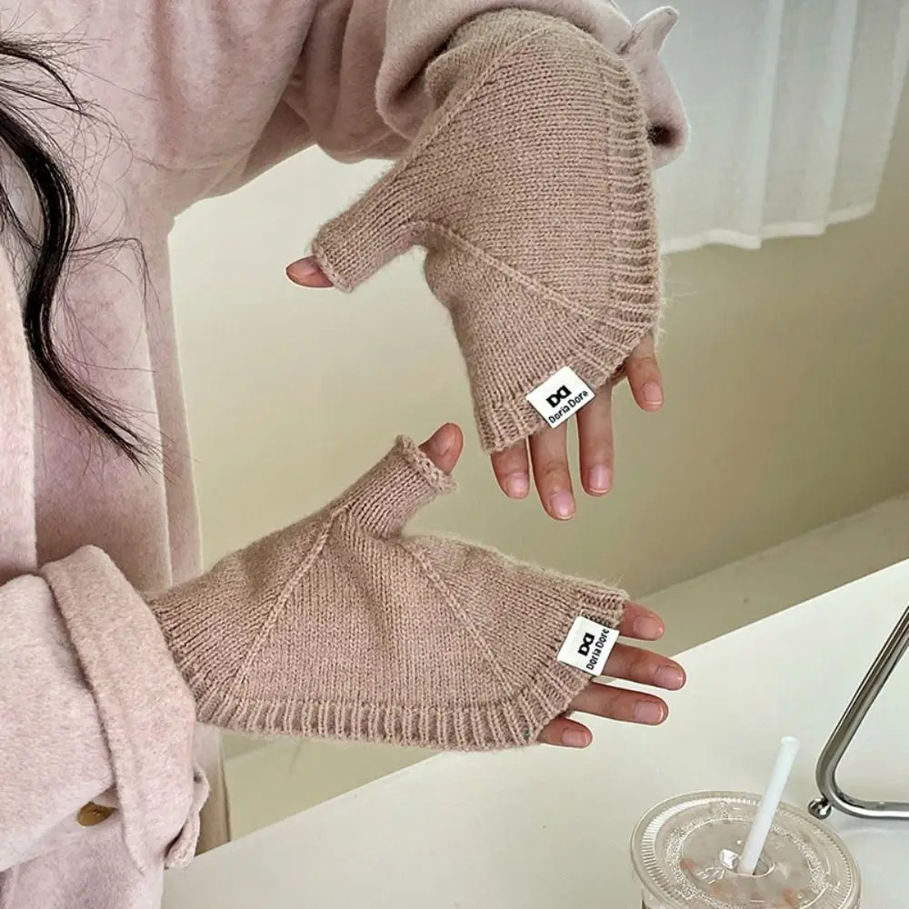 Fashion Warm Touch Screen Half Gloves Creative Korean Conch Knitted Gloves Short Thicken Winter Shell Gloves Girls