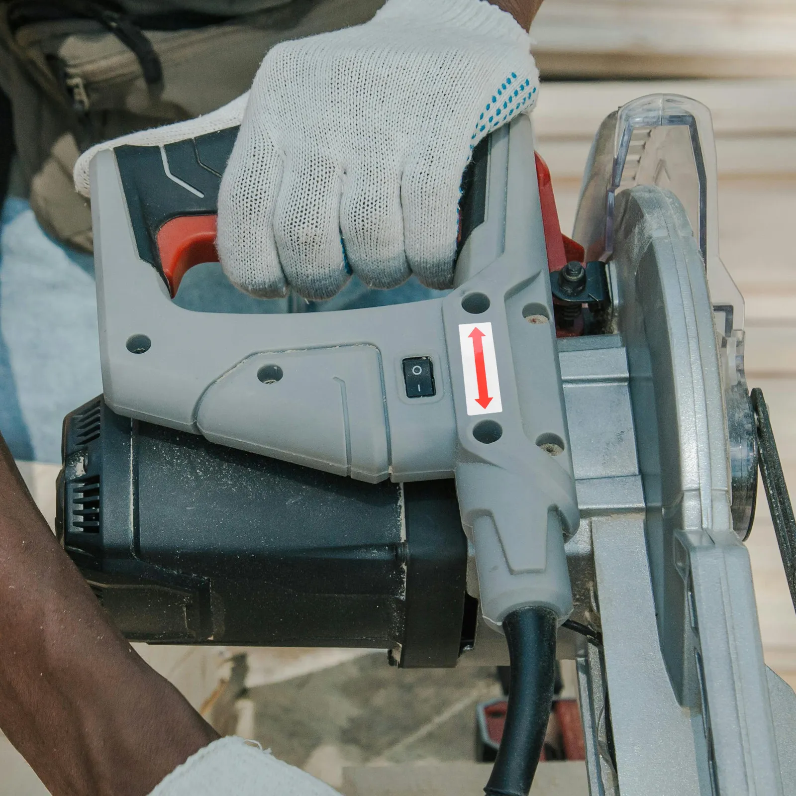 

Набор из 6 красных двусторонних наклеек-стрелок для предупреждения об опасности и указания направления движения для использования внутри и вне помещений, для маркировки транспортных потоков на объектах