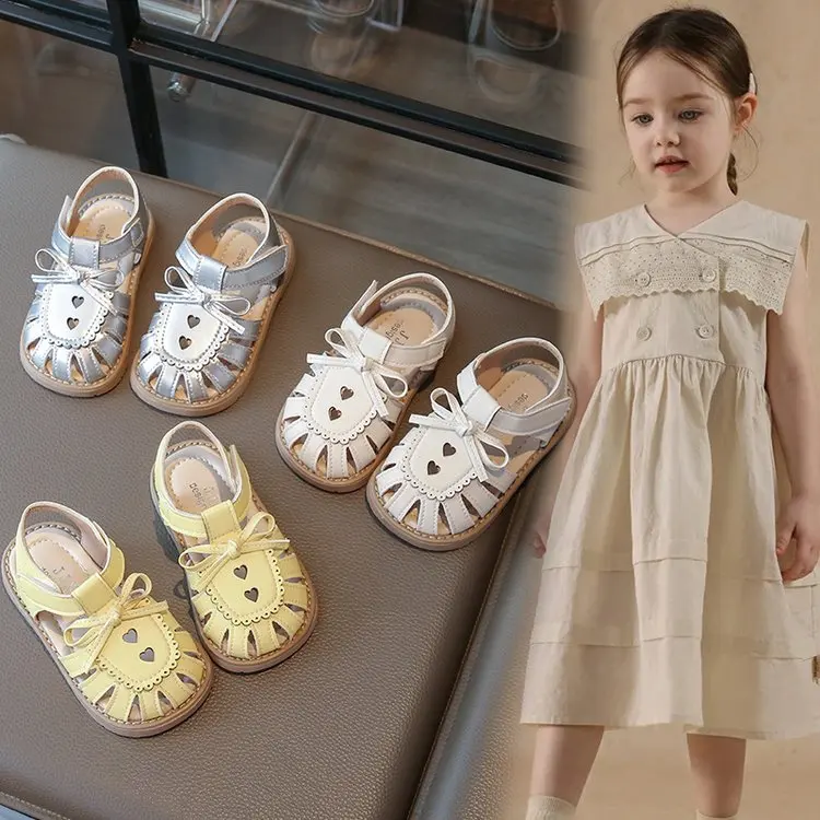 

Little Girl Sandal Summer New Bowknot Princess Fashion Kids Causal Sandals Heart Hollow-out Children School Flat Sandals Sweet