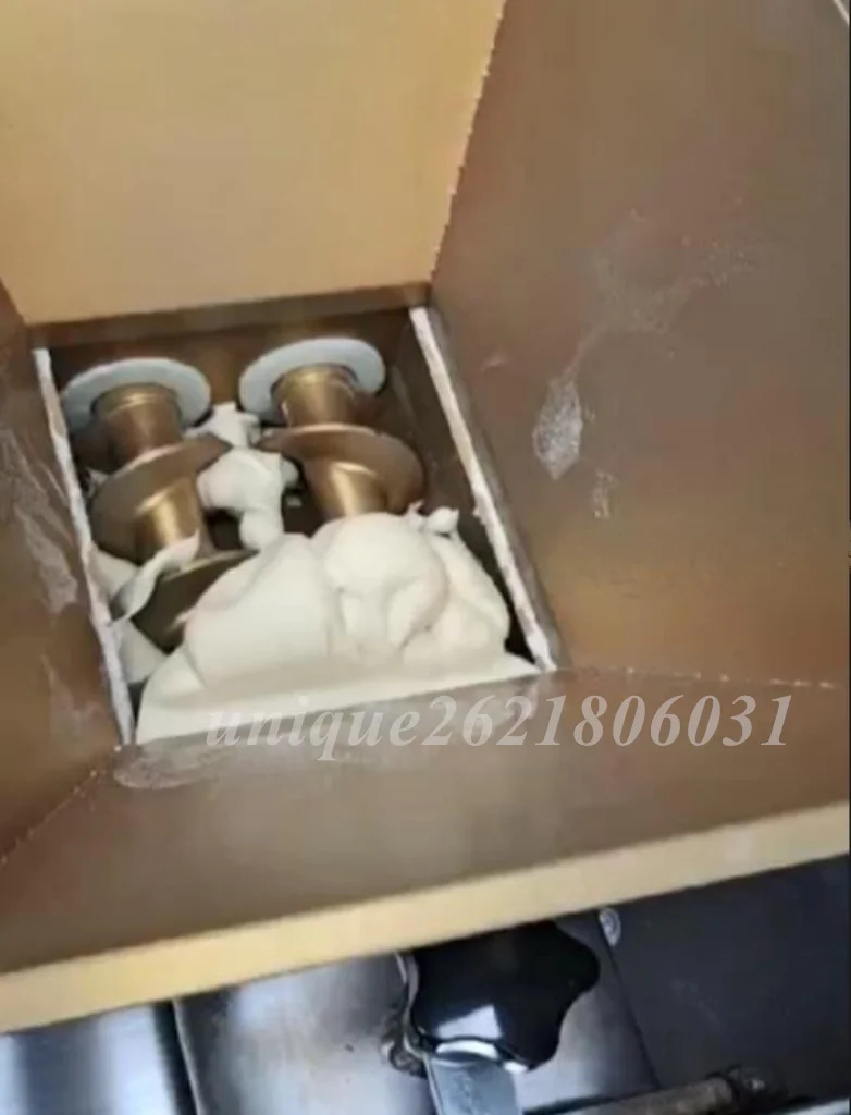 Pneumatic Round Dough Making Machine for Imitation Manual Dough Divider Machine 220V/110V High Efficiency Bakery Bread Molding