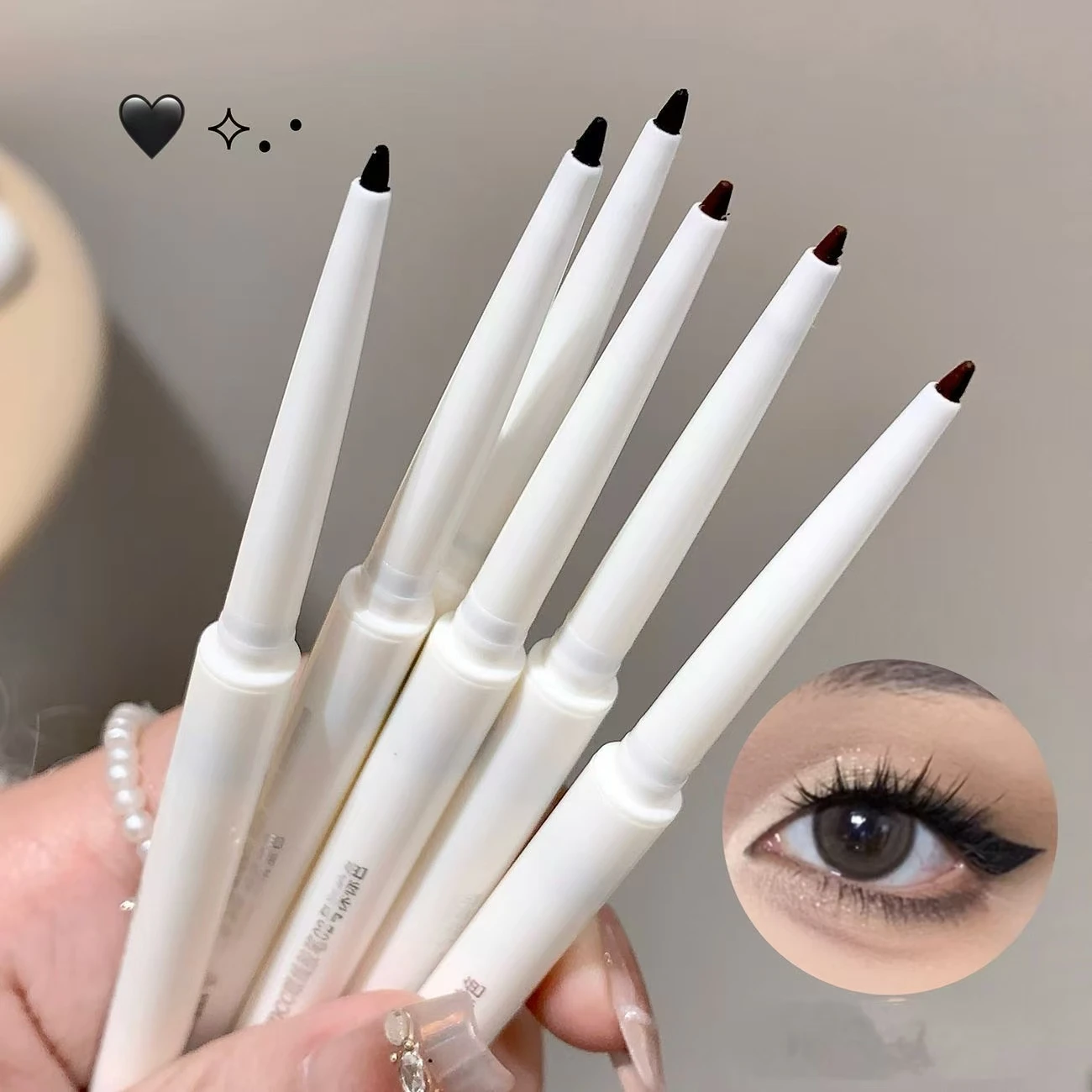 

Новая подводка для глаз в китайском стиле с лисой, черное лезвие, прочная, водонепроницаемая, против пота, Halo Dye, студенческая подводка для глаз для новичков