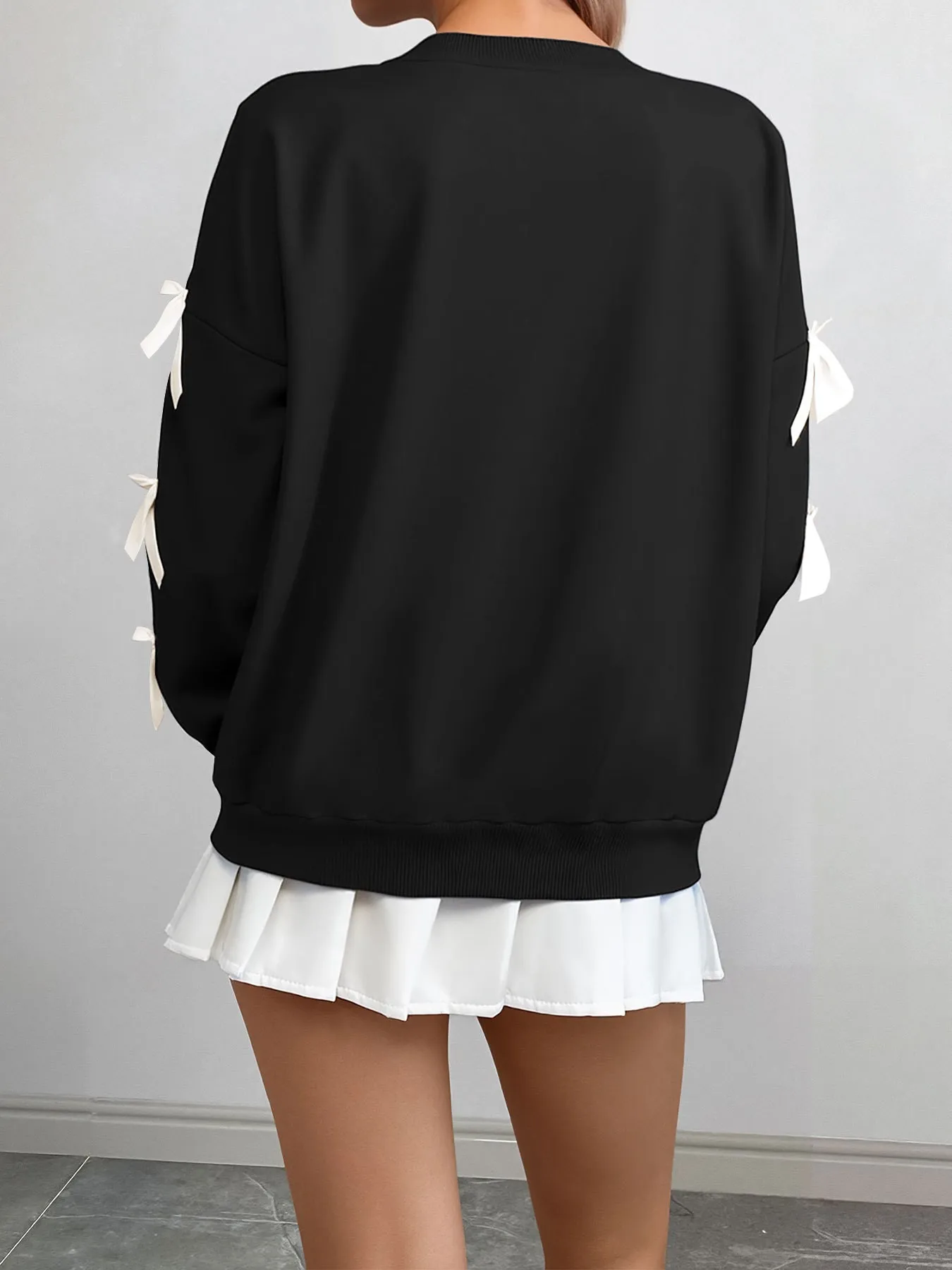 Round Neck Bow Sweatshirt Regular Length Sweet and Fresh with Pullover Patchwork Regular Sleeve Autumn Loose Fit Women Hoodie