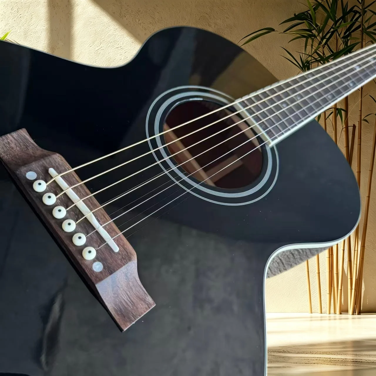 J Acoustic Guitar Mahogany 180 Body Rosewood Fretboard Black Gloss Finish White Binding Folk Pop Singing Fingerstyle Player