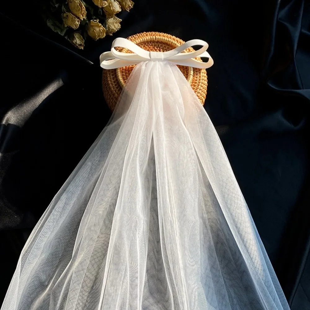 Delicate Multi Layer Wedding Bridal Veil Gauze Lace White Bridal Tulle Elegant Hair Clip Pearl Bow Veil Party
