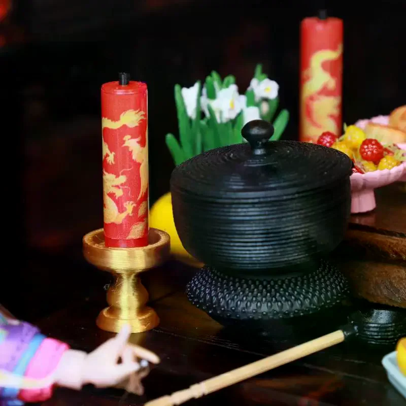 1 Pair Doll Accessories Playing House Scene Model 1:12 Scale Dollhouse Candle Holder Mini Dragon Phoenix Candlestick Kids Toy