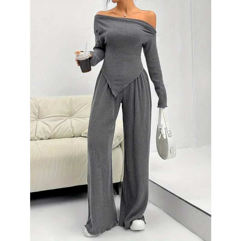 Damen-Set mit schulterfreiem Oberteil und gerippter Hose mit weitem Bein, asymmetrisches Oberteil mit langen Ärmeln, elegantes, lässiges Loungewear-Trainingsanzug-Set – Detail 4