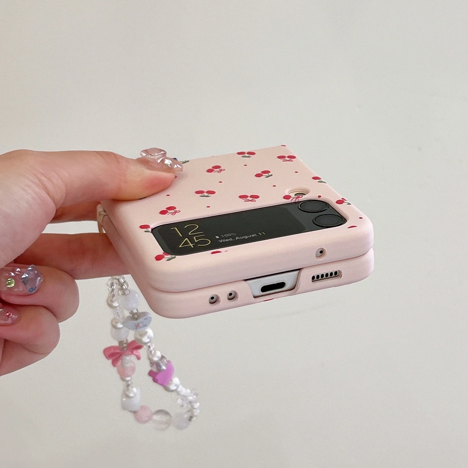 Cute Cherry Case For Samsung Galaxy Z Flip 7 6 Bracelet Cover For Samsung Z Flip 5 flip4 3 Skin Feeling Shockroof Phone Cases
