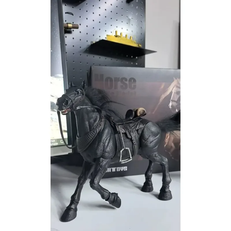 Handmade 1/12 Scale toys Mobile War Horse Simulation PVC Animal Model for Action Figures Soldier Scene Accessories Gift