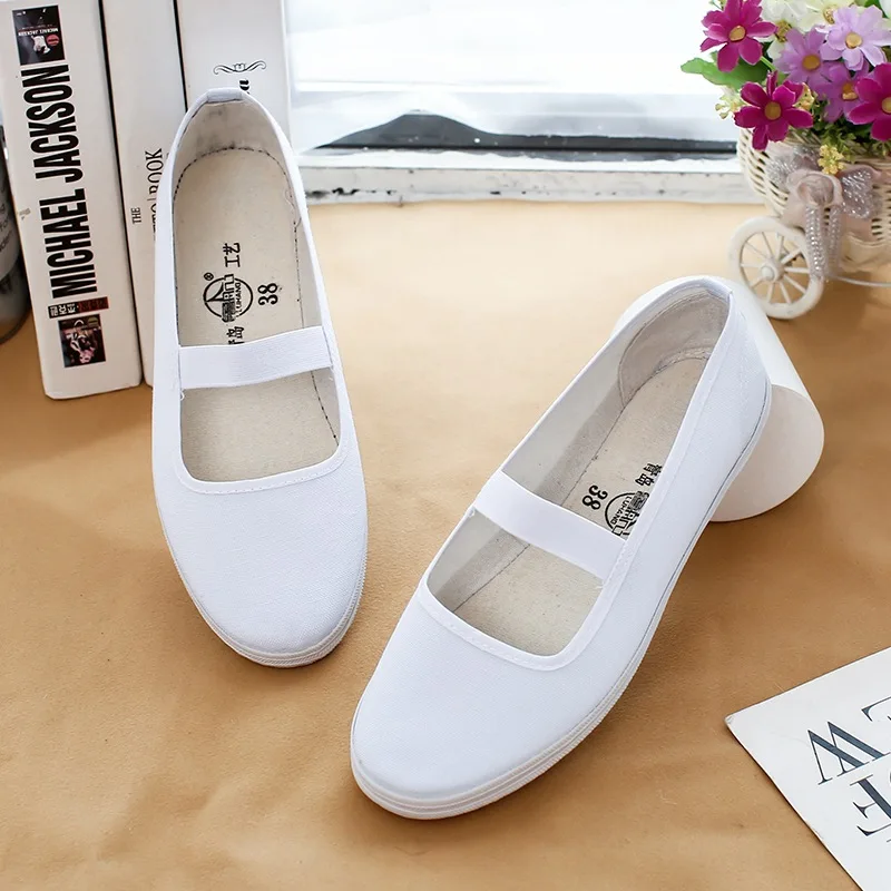 Women's small white shoes leisure canvas women's gymnastics dance performance shoes pharmacy nurse soft-soled white shoes
