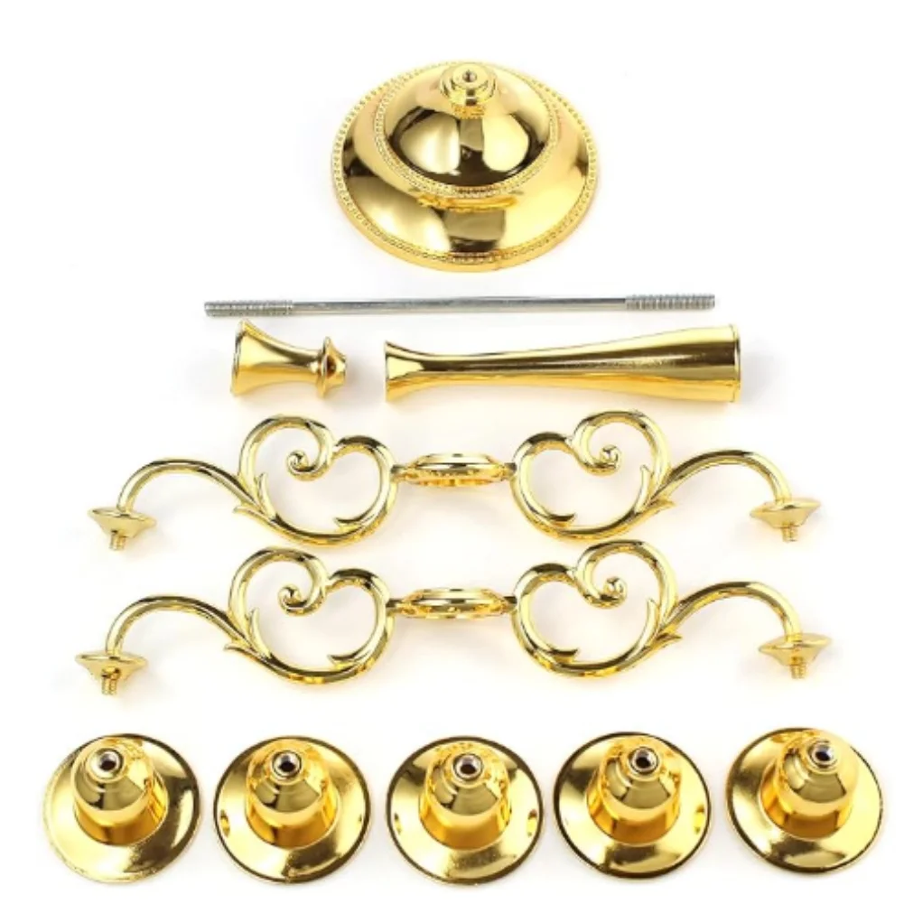 Romantic European Design Candle Holder with Three or Five Metal Arms for Wedding Table Setting and Living Area Decoration