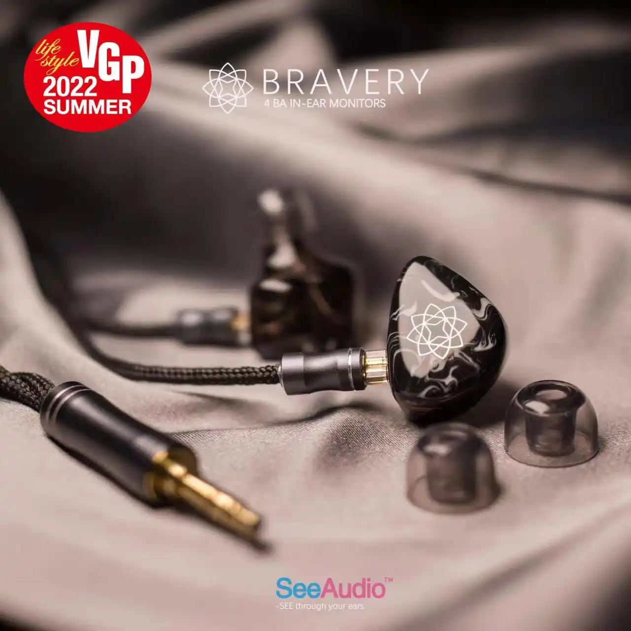 

SeeAudio Bravery Black 4BA In-Ear Monitors 4 Balanced Armature Driver Earphone Resin ACG Treble Vocal HiFi Music Headphone