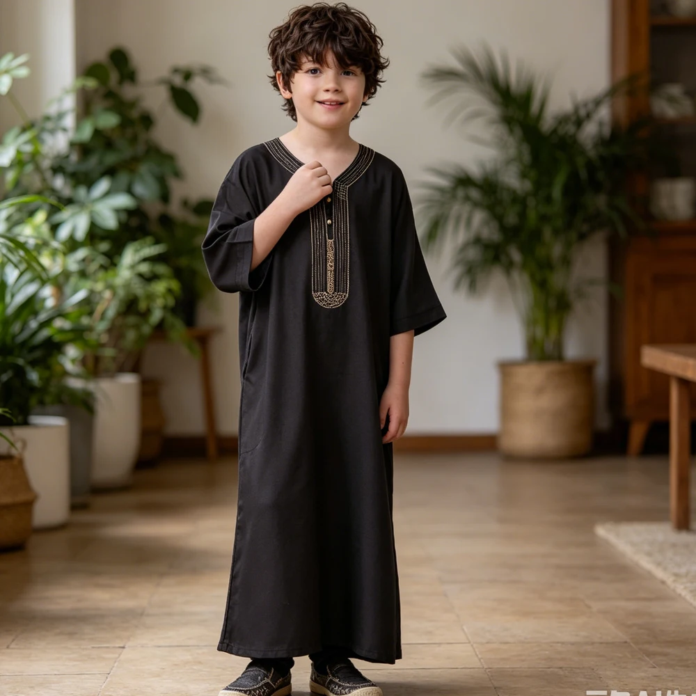 

Muslim Boys Short Sleeve Jubba Thobe Arab Robe Ethnic Embroidery Kids Prayer Dress Kaftan Abaya Djellaba Islam Clothing Jalabiya