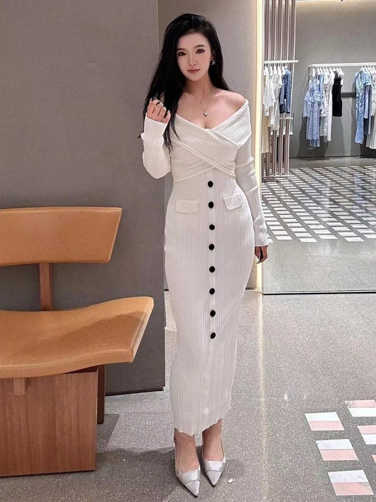 

One Shoulder Backless Cross Slim Knit Package Hip Long Autumn Fashion Button Decoration Long Sleeve Women's Dresses 2024 New