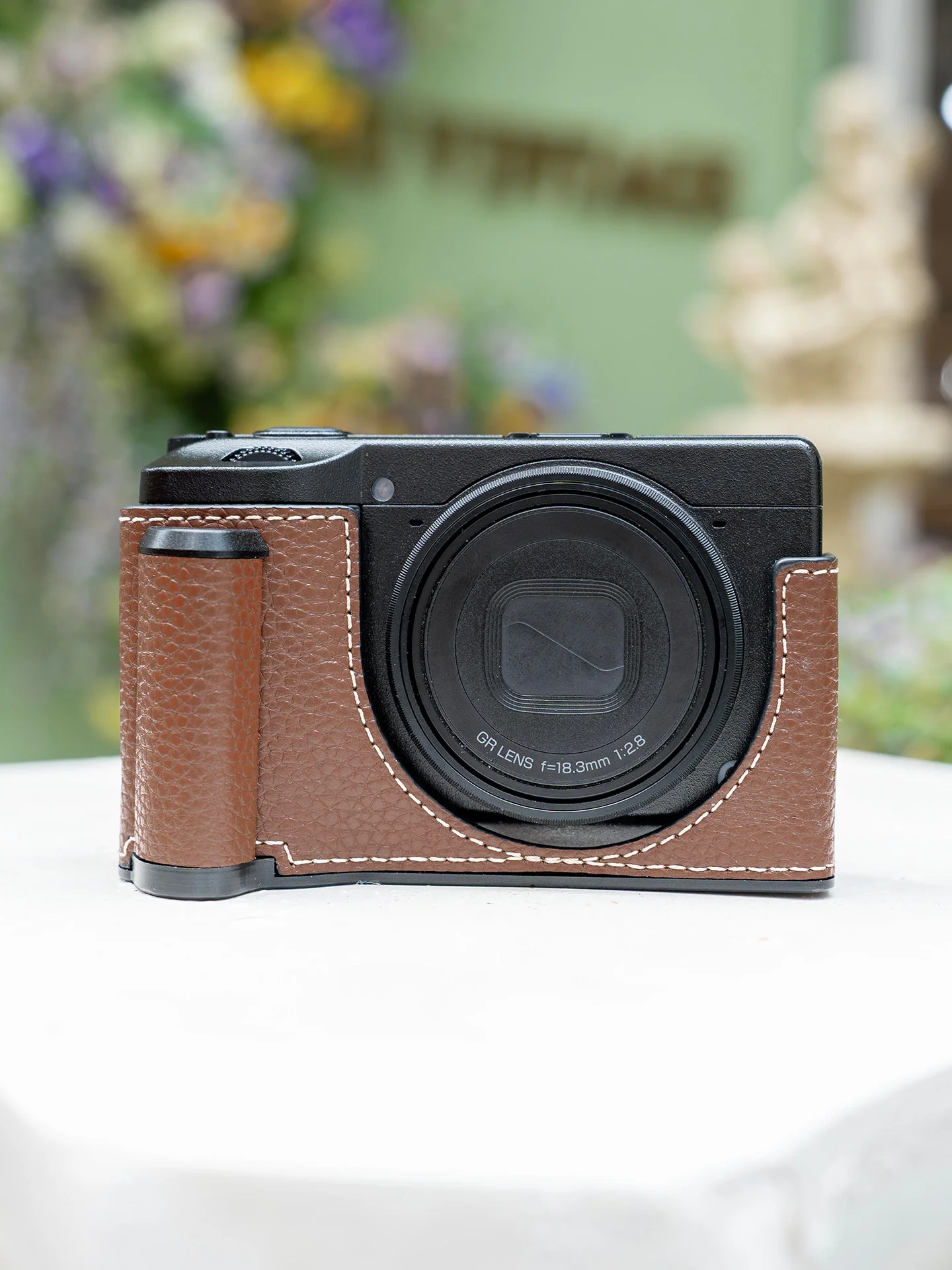 Camera protective case for Ricoh GR4 grip style protective case GR4 camera bag base shoulder strap accessories