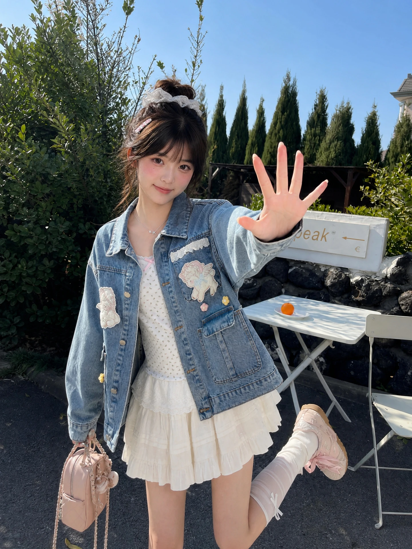 Lace Splicing Design Loose Women's Denim Jacket Spring Early Autumn New Style Small Size Sweet Style Fashionable Outerwear