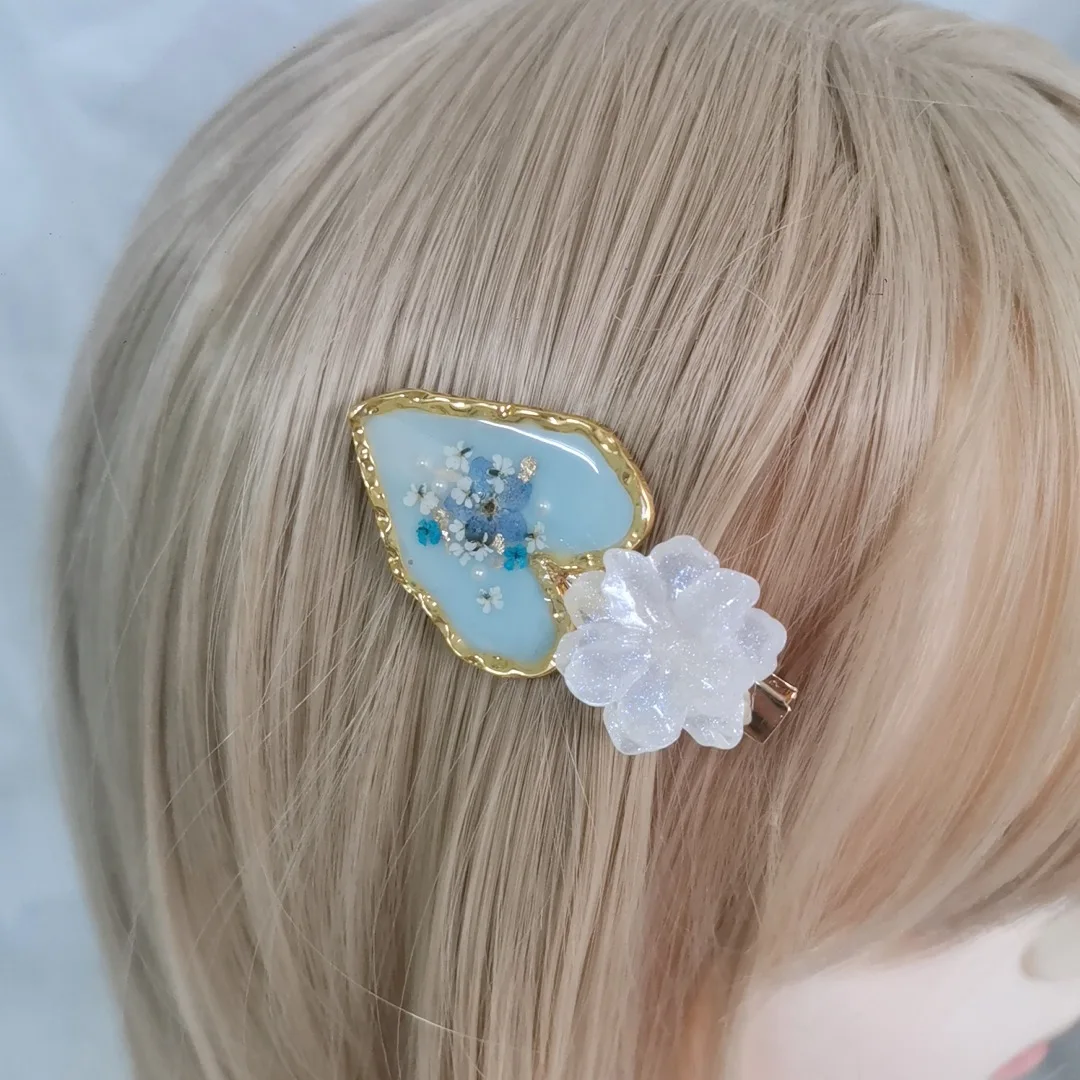 3173 Wholesale 1/5/10pcs Handmade Dried Flower Resin Hair Clips Duckbill Clips Pink Blue Heart Sweet Side Clips Gentle Girl