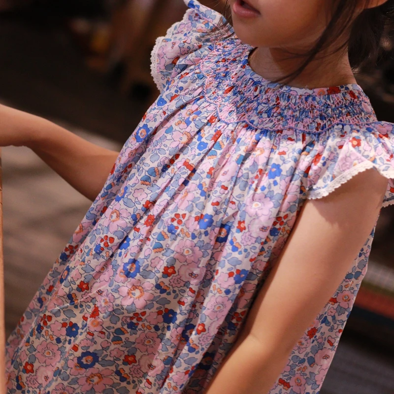 100% Cotton Like Liberty Smocking Hand Embroidery New Toddler Girl Baby Summer Dress Kids Girls Flying Sleeves Casual Dresses