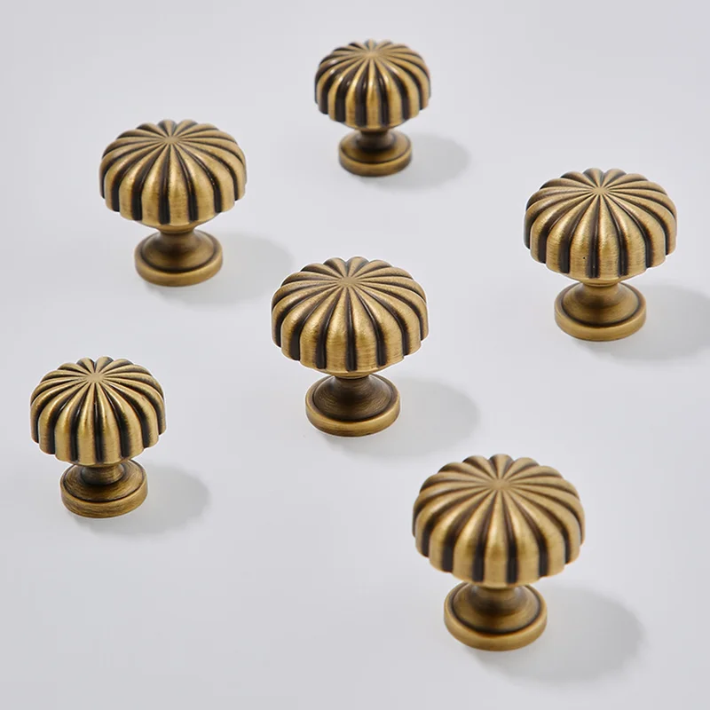 Antique Brass Cabinet Kitchen Pulls Knobs Vintage Drawers Dresser Pulls Furniture Knobs Cupboard Handles-1Pack