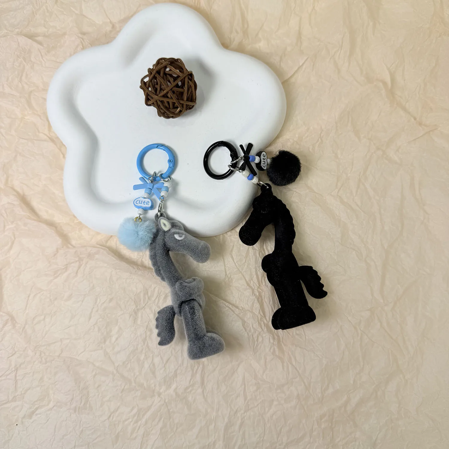 Alta qualidade 2026 cavalo chaveiro brinquedos kawaii anime diy mochila pingente crianças aniversário presentes de natal