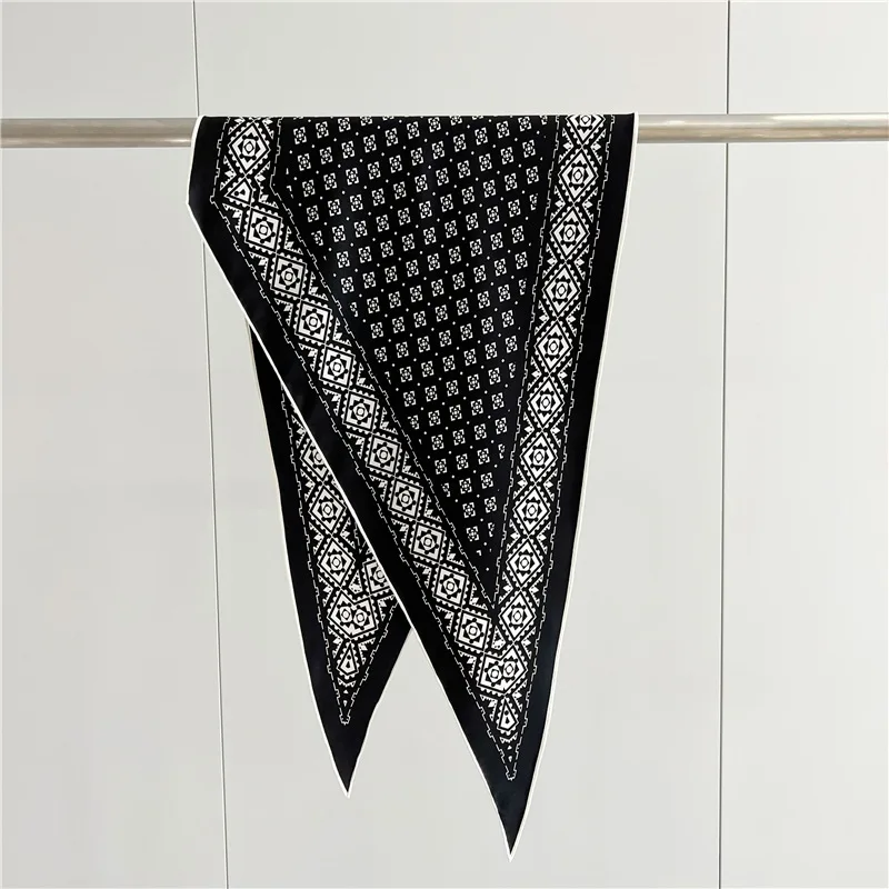 

Rhombus Shape Silk Scarfs for Women Luxury Hand Rolled Edge Shawls Neck Bandanas Accessories Belt Hair Neck Scarves