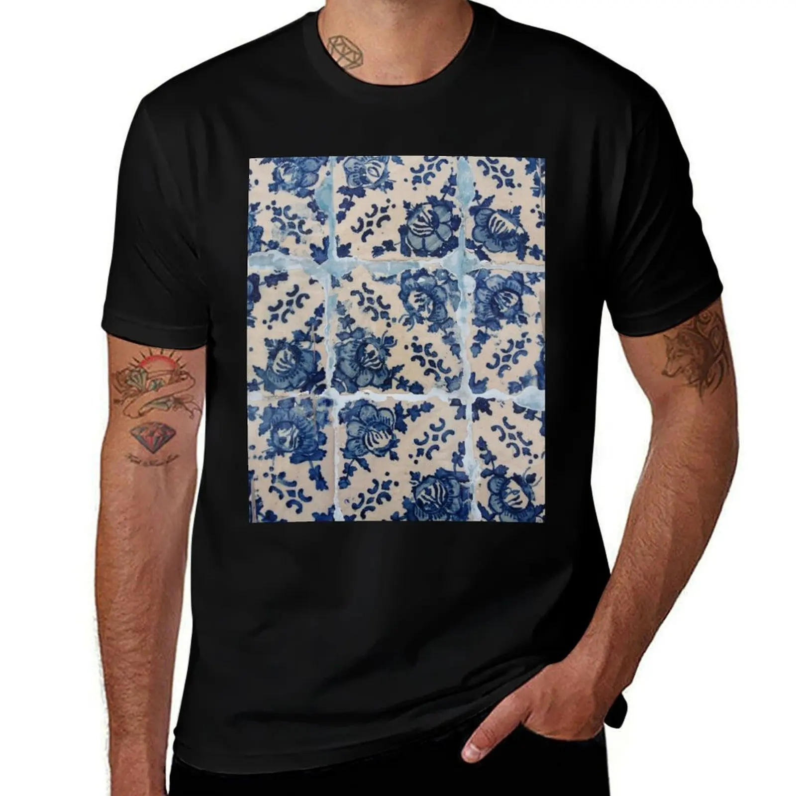 Portuguese Azulejo tiles T-Shirt Trendy Casual Short Sleeve Shirt T-Shirt