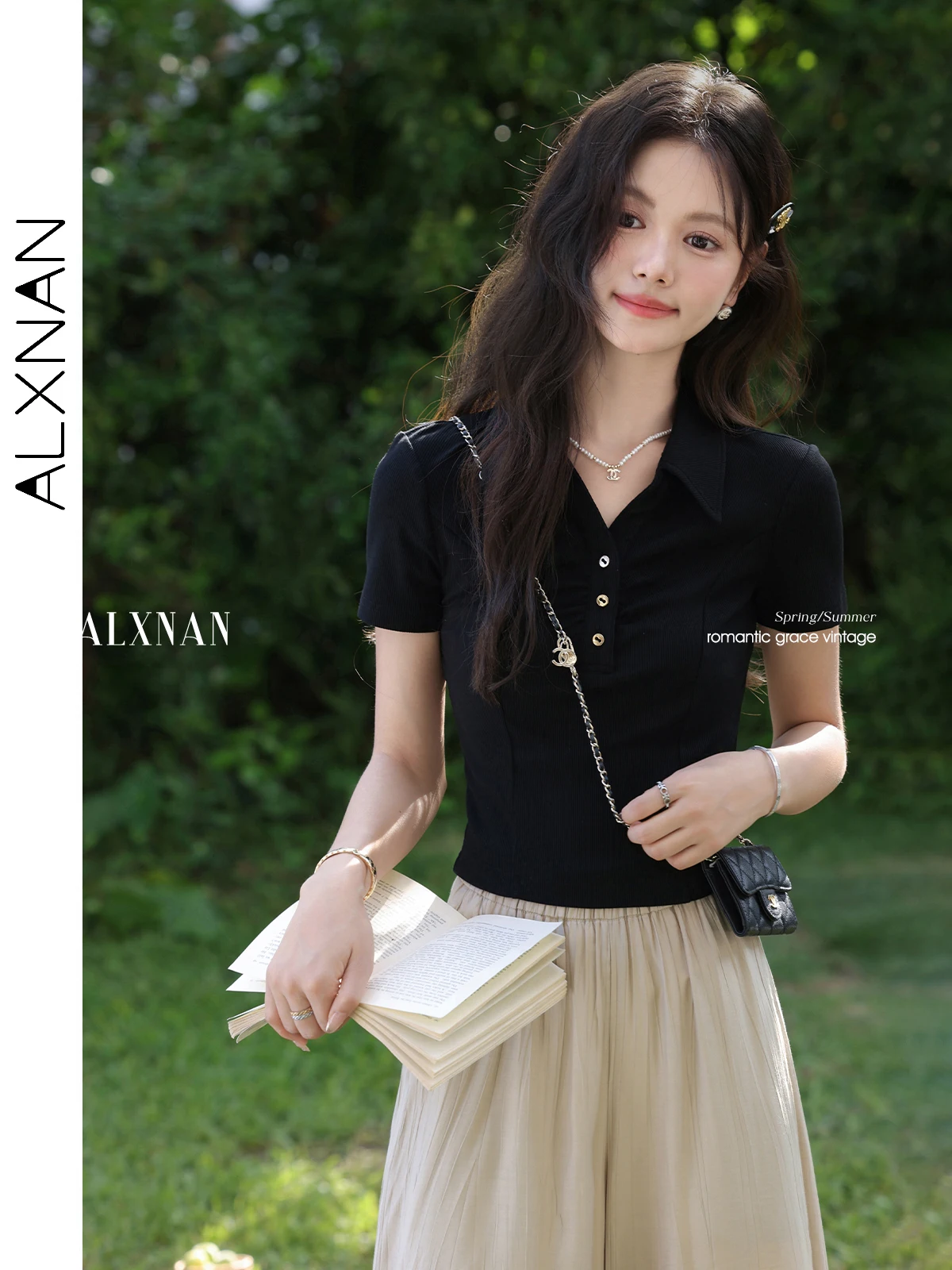 ALXNAN Dames T-shirt Zwart Elegant V-hals T-shirts met korte mouwen Trend 2025, Zomer Casual Slim-fit Korte tops Dames L557138