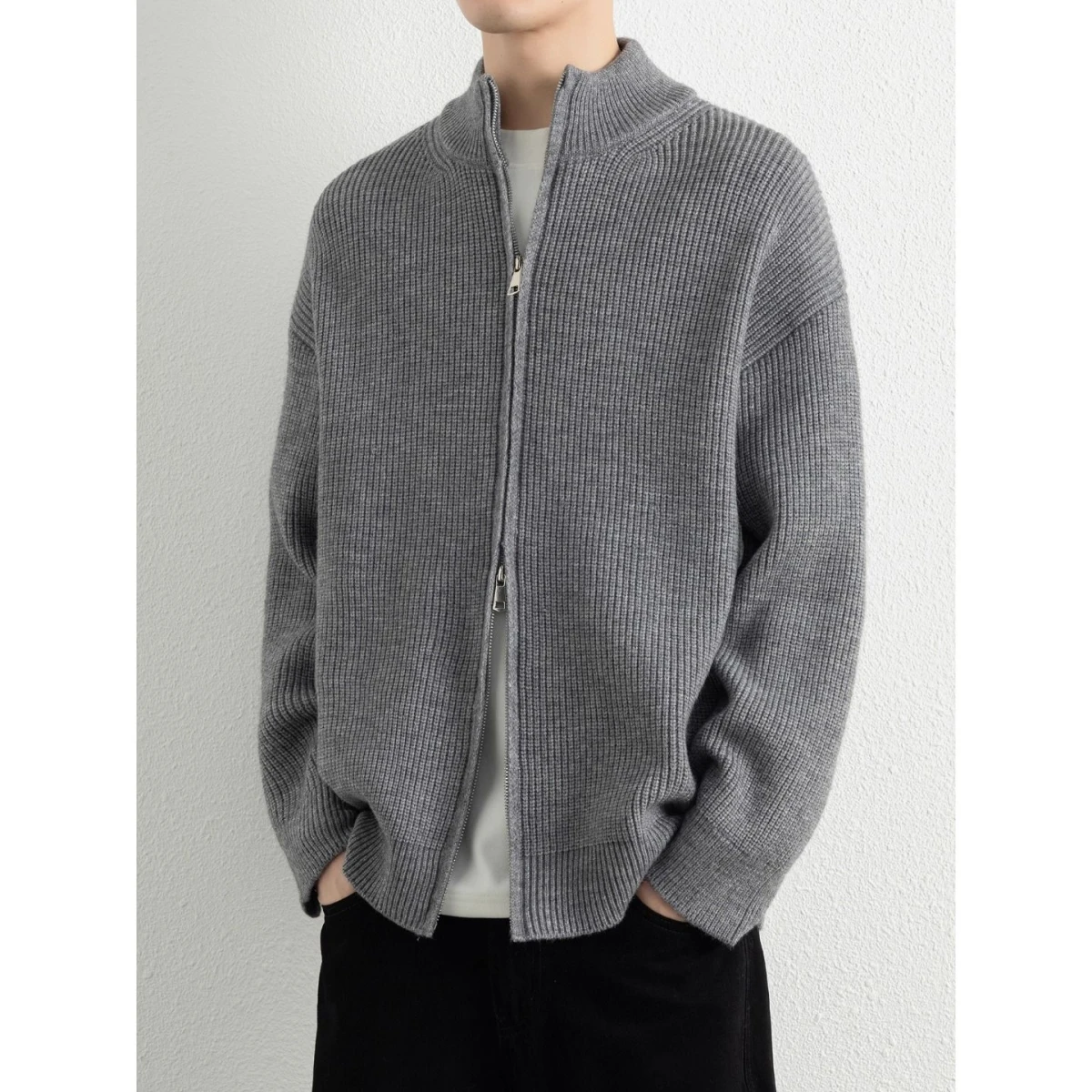 

Ретро-кардиган в корейском стиле, однотонный, вязаный, свободного кроя, мужской, зимний, модный, повседневный, универсальный, для пар, верхняя одежда