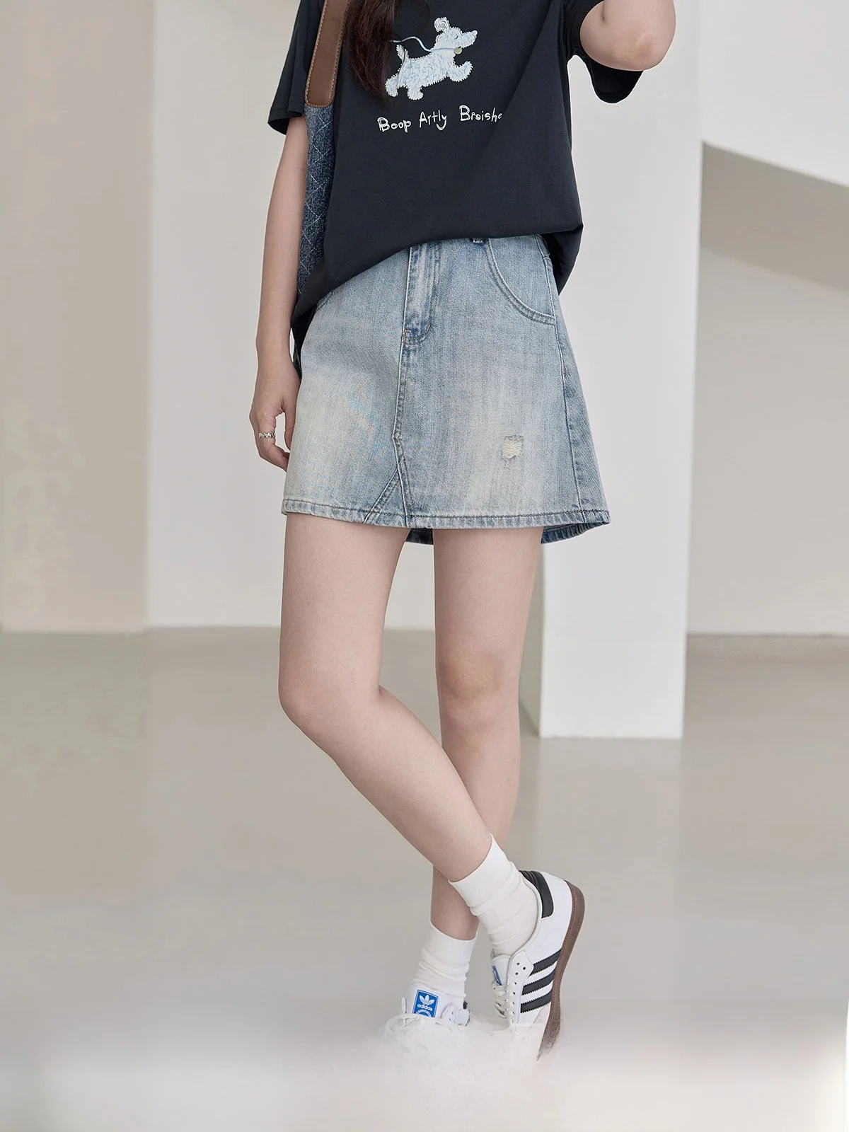 

Chic High Waist A-Line Skirt Women's Denim Skirts Summer New Style Slimming Skirts Commute Korean Style Short Skirts