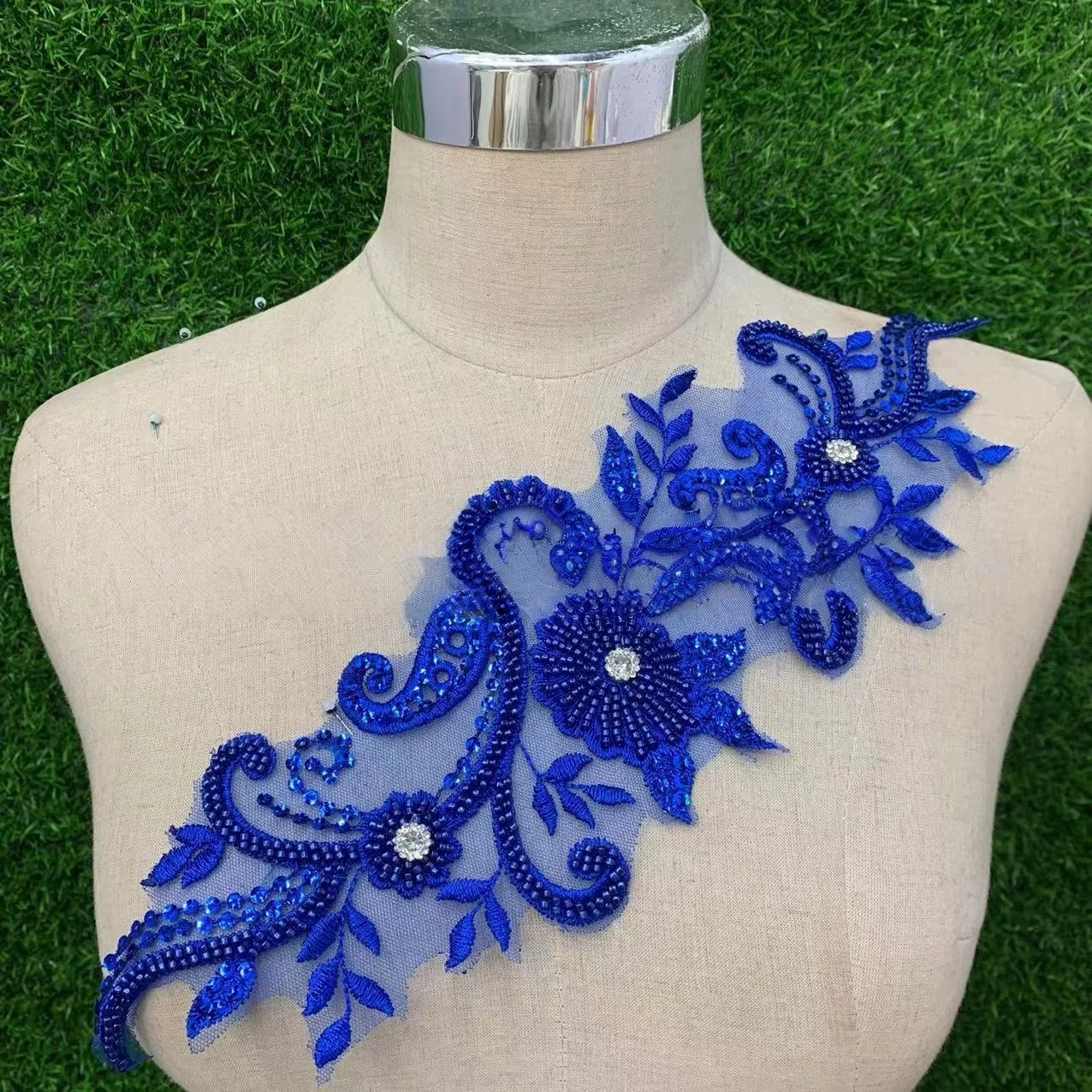 20 Colors 3D Embroidered Beads Fabric Flowers for DIY Dress Floral Appliqued for Bridal Gowns Craft Embellishments Material