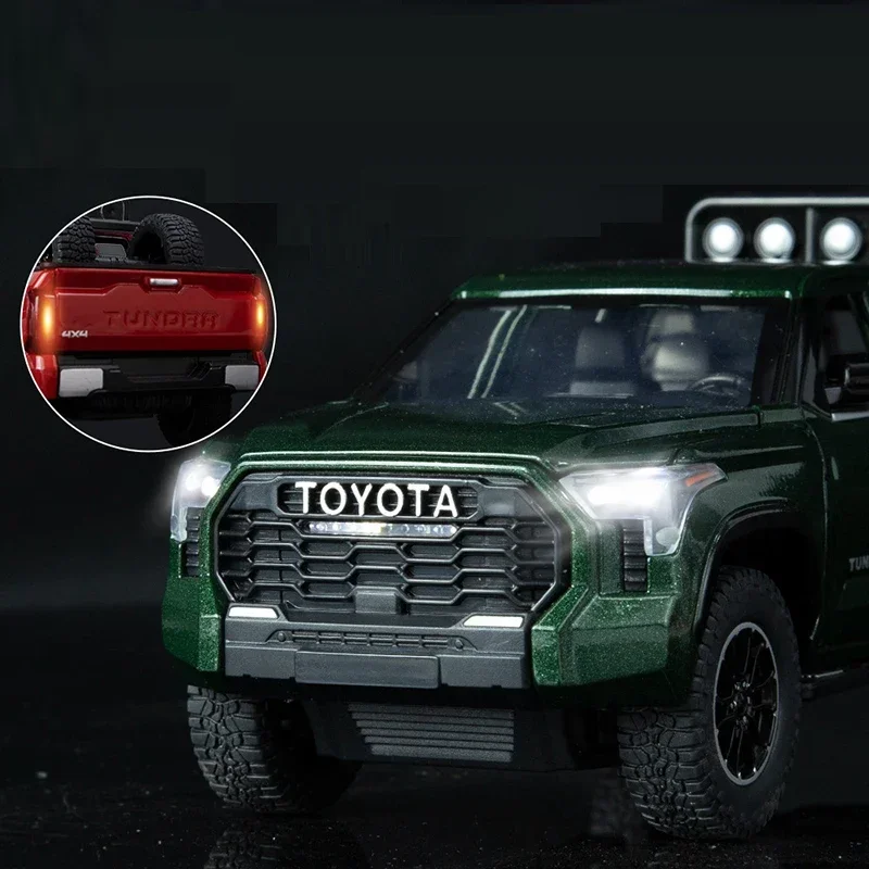 Diecast 1:24 Scale ToYoTa Tundra Pickup Truck Simulation Alloy Die Cast Sound And Light Body Pull Back N Return Car Toy Gift