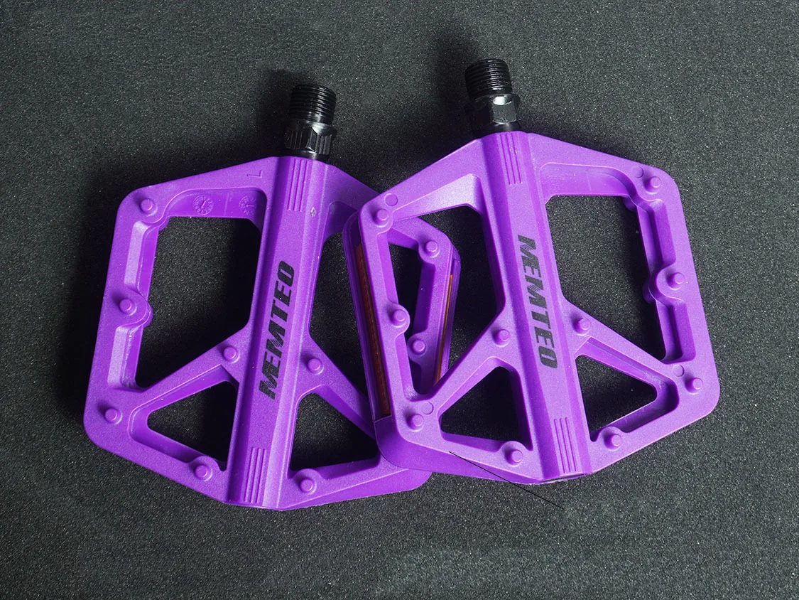 Ultraleichtes Economy-Modell Doppel-DU-Lager Fahrradpedale aus Nylon mit Reflektorstreifen für MTB und Rennräder – Detail 10