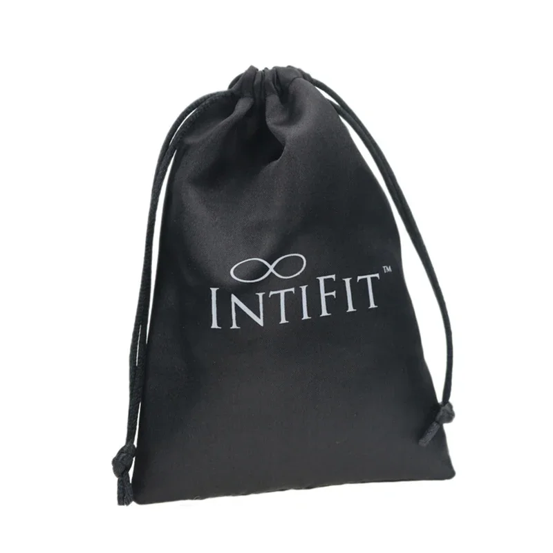 شعار مخصص حقيبة التعبئة والتغليف الساتان الأسود للمجوهرات / ماكياج / الزفاف / حزب عذراء الشعر الشريط الرباط حقيبة كيس الغبار